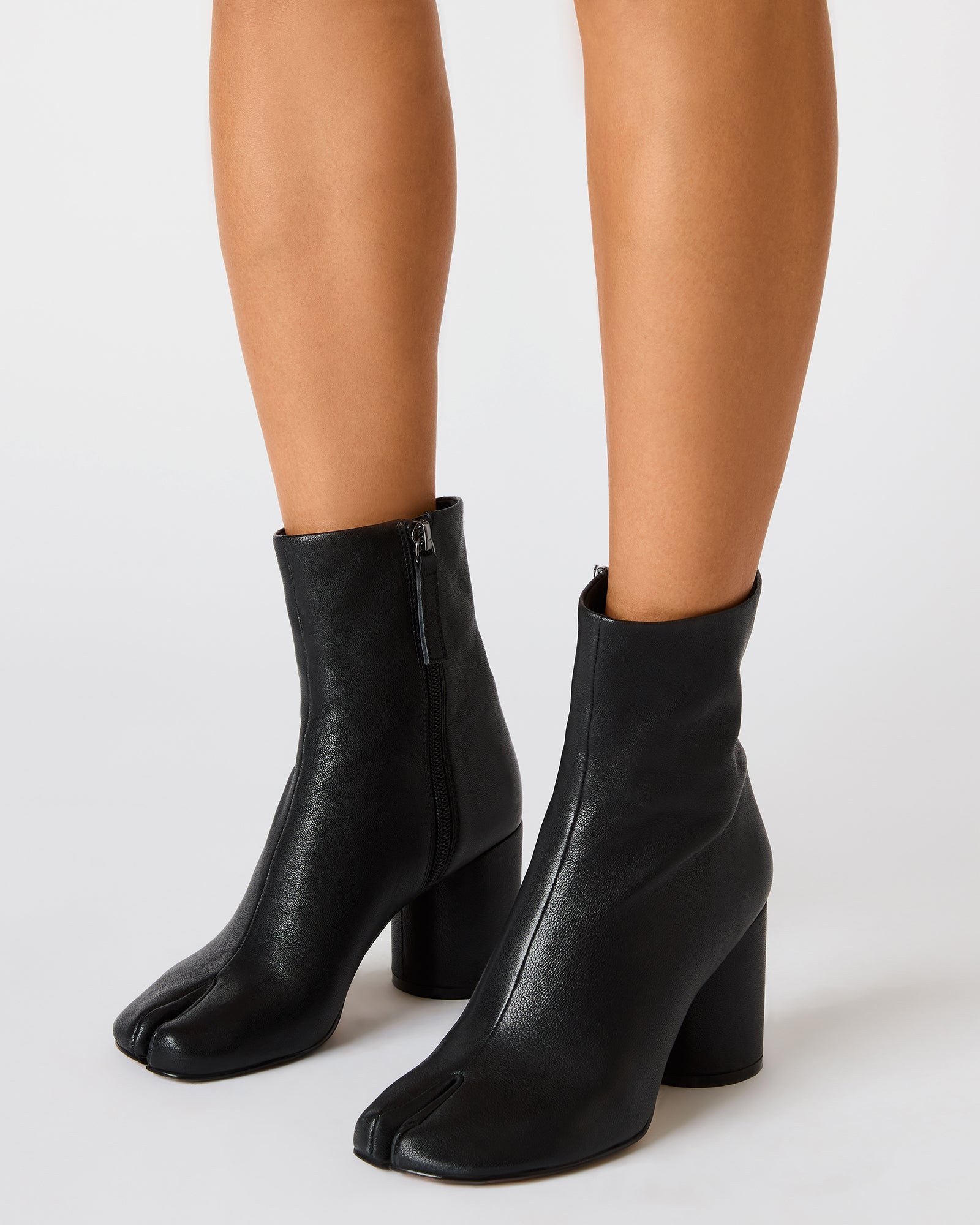 CARO DARK CHERRY PATENT